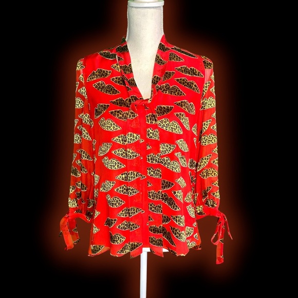 Alice + Olivia ‘Sheila’ Leopard Lips Red Burnout Tie-Neck Top Size XS ASO Kelly - Picture 6 of 16